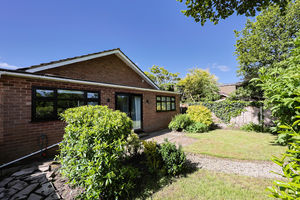 Photo 30- click for photo gallery